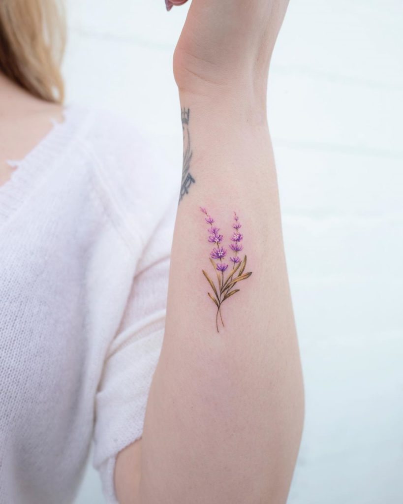 10 Dainty Wrist Tattoos If You Want A Subtle, Minimalist Ink