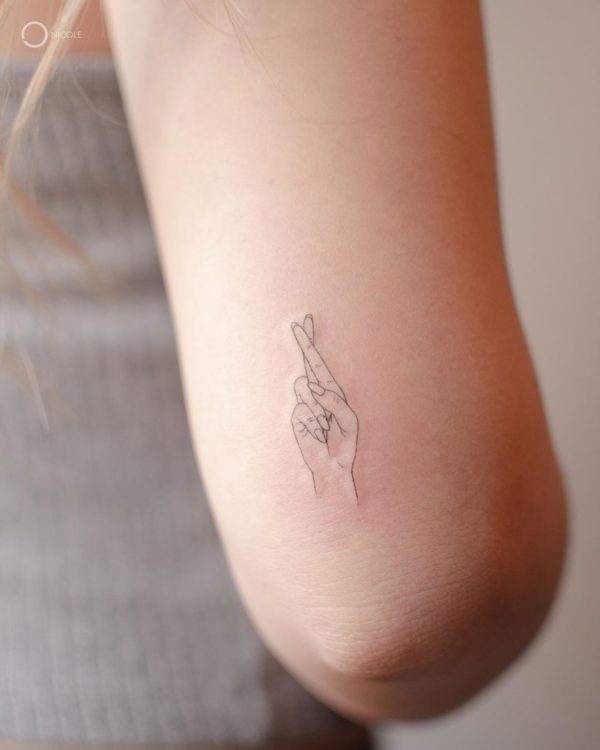 Cute and Feminine Tiny Tattoo Ideas