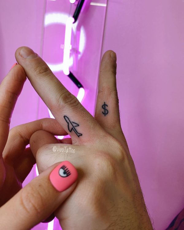 Tattoo by <a href="https://tattoolist.co/artist/vivotattoo/">Masha Vivo</a>