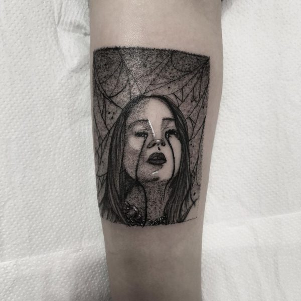 Tattoo by <a href="https://tattoolist.co/artist/blxcmarilyn/">Marilyn</a>