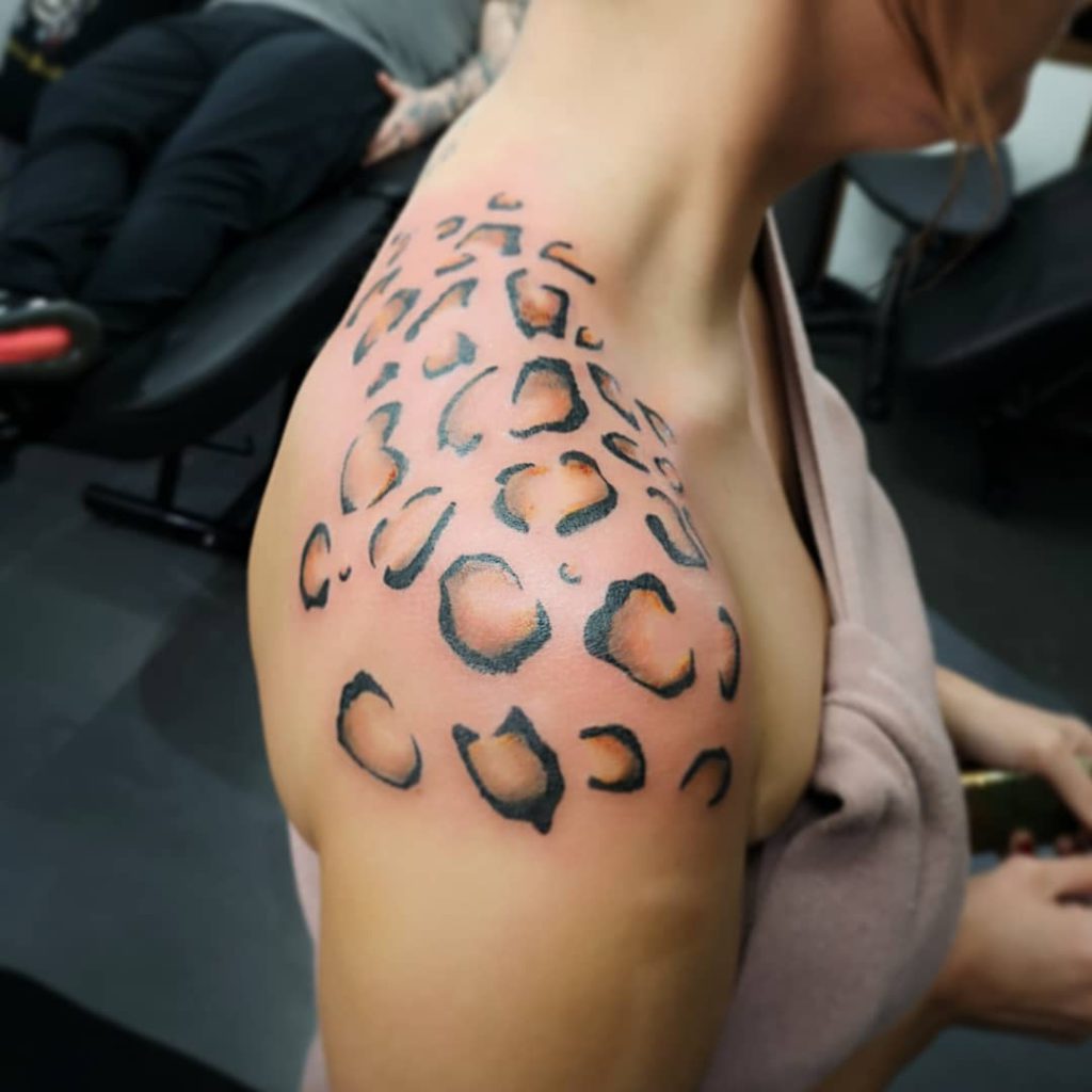 Leopard Pattern tattoo on Shoulder by Jay Woodward