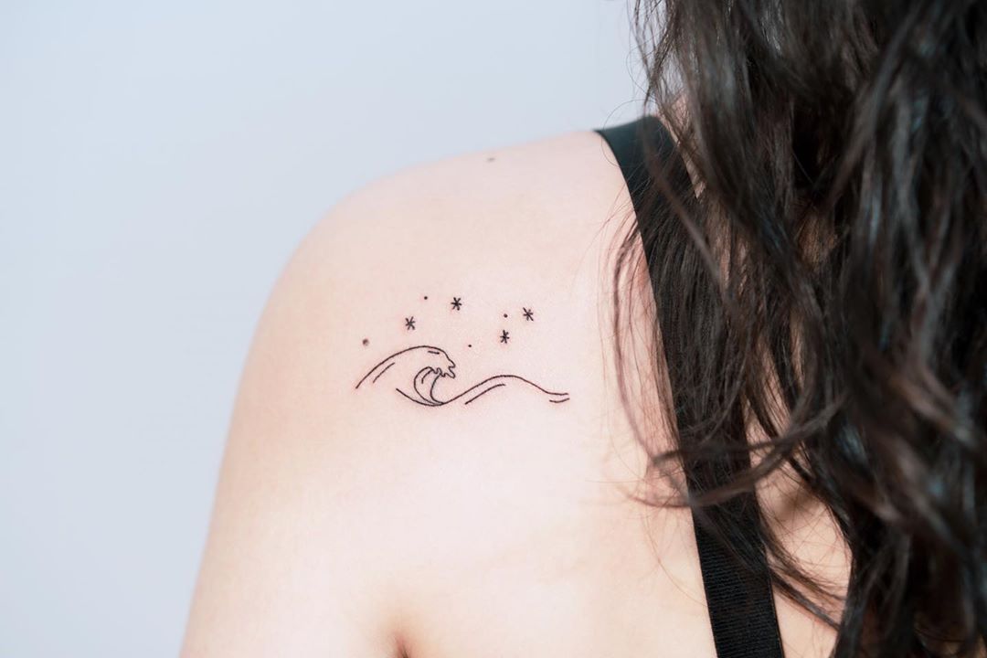 30 Wonderful Wave Tattoo Ideas for Men  Women in 2022
