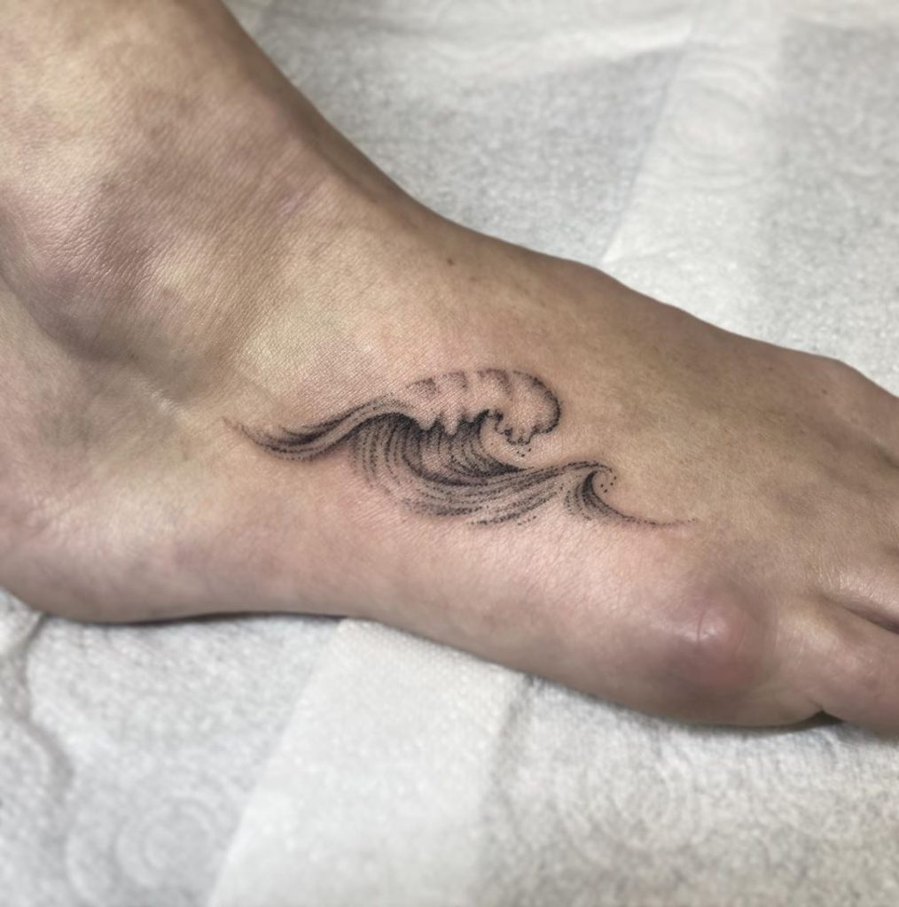 Wave tattoo on Foot by naomi