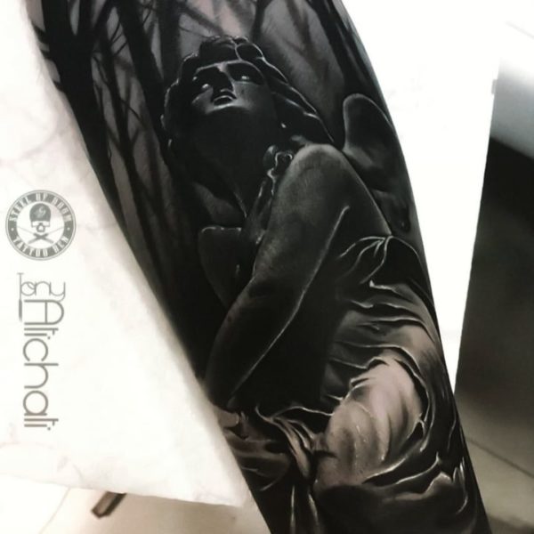 Tattoo by <a href="https://tattoolist.co/artist//"></a>