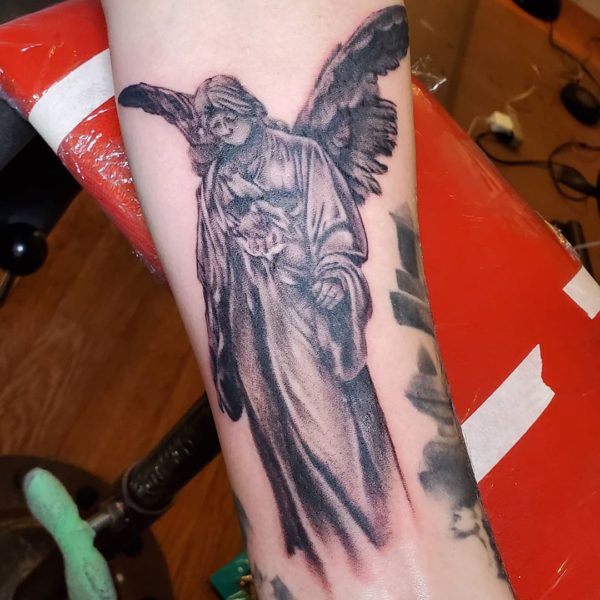 Tattoo by <a href="https://tattoolist.co/artist/jomo_tattoo/">Joleen Kistulentz</a>