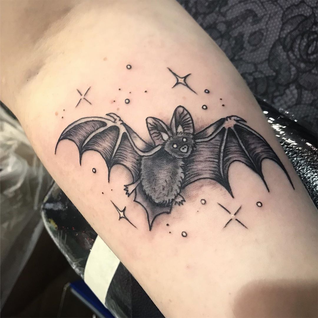15 Cool Bat Tattoo Images And Design Ideas