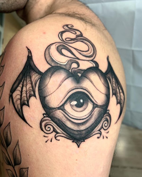 Tattoo by <a href="https://tattoolist.co/artist/ainarztattoos/">Aina Rzttattoos</a>