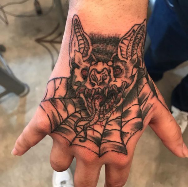 Tattoo by <a href="https://tattoolist.co/artist/broken_alien_divine/">David Ojeda</a>