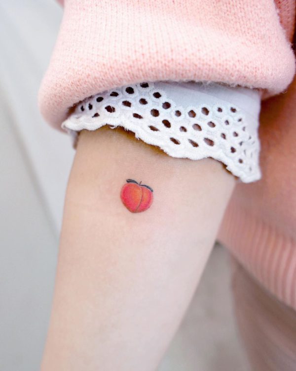 Tattoo by <a href="https://tattoolist.co/artist/tattoo.ina/">tattoo.ina</a>