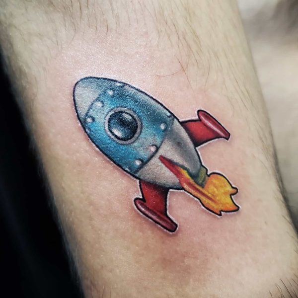 Tattoo by <a href="https://tattoolist.co/artist/silonaught/">kyle otto</a>