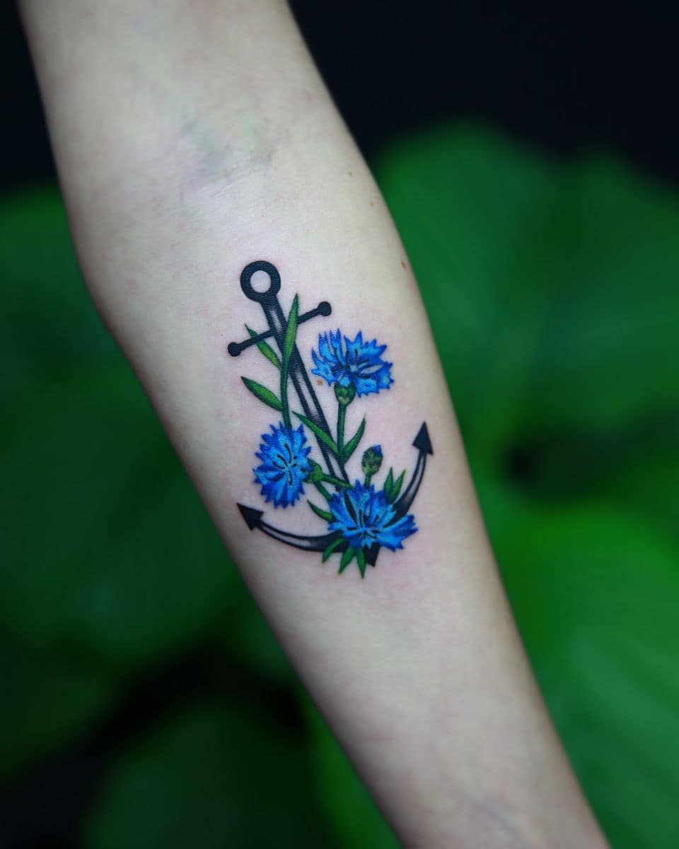 Tattoo uploaded by inksil • #cornflowers #flower #blackwork #dotwork  #poland #polandtattoo #blackandwhite • Tattoodo