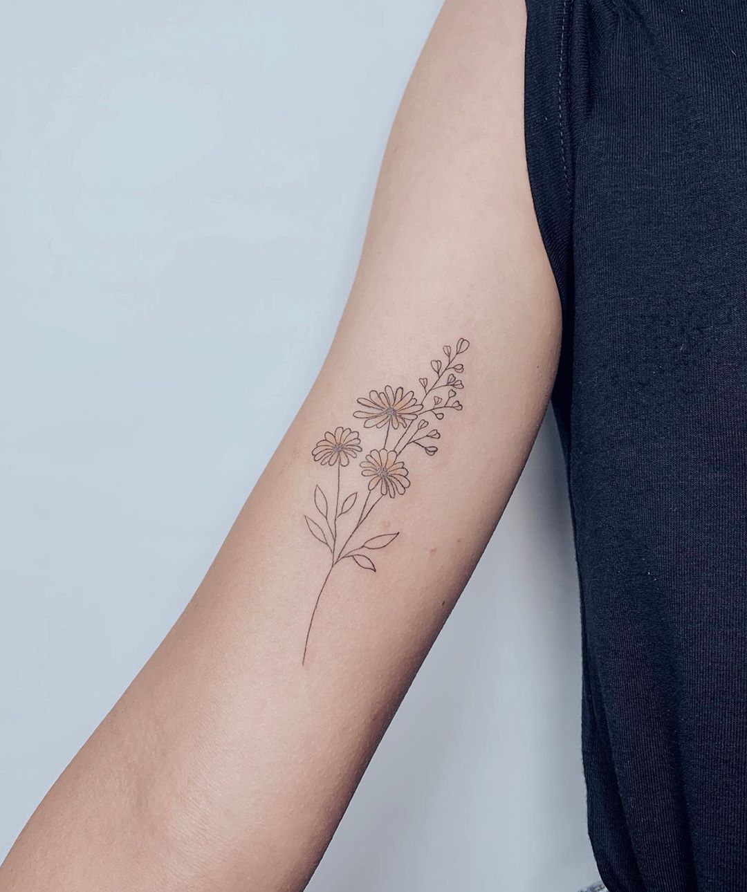 Best Small Flower Tattoo Designs To Try | Cosmo.ph