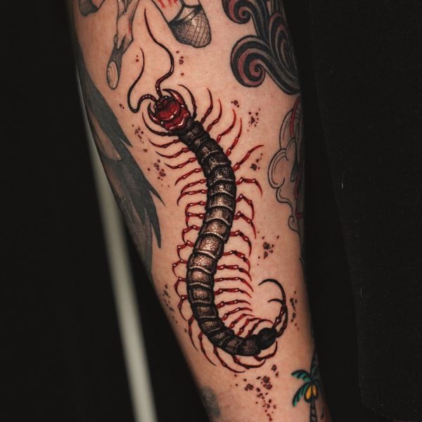 Tattoo by <a href="https://tattoolist.co/artist/taesin_tattoo/">taesin_tattoo</a>