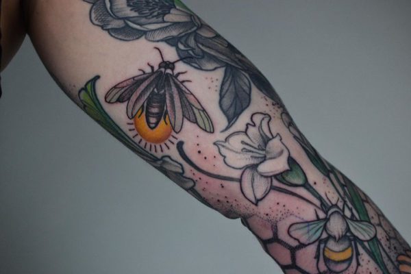 Tattoo by <a href="https://tattoolist.co/artist/moltshake/">Lindsay Rae</a>