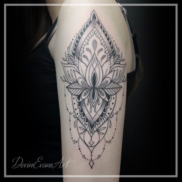 Tattoo by <a href="https://tattoolist.co/artist/devinevansart/">Devin Evans</a>