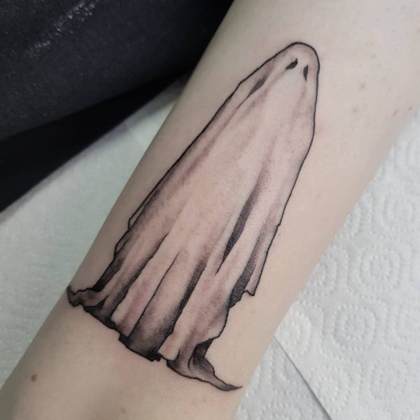 Tattoo by <a href="https://tattoolist.co/artist/ellisarchtattoo/">Ellis Arch</a>