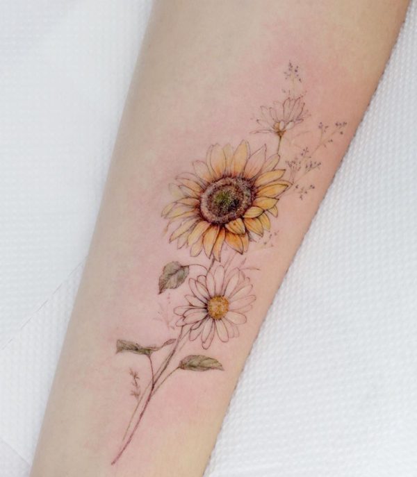Tattoo by <a href="https://tattoolist.co/artist/tattooist_flower/">flower</a>