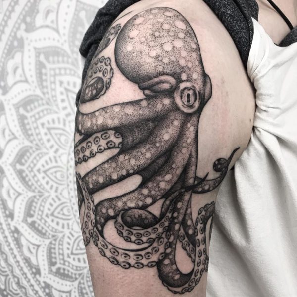 Tattoo by <a href="https://tattoolist.co/artist/brittbeale/">Britt Beale</a>