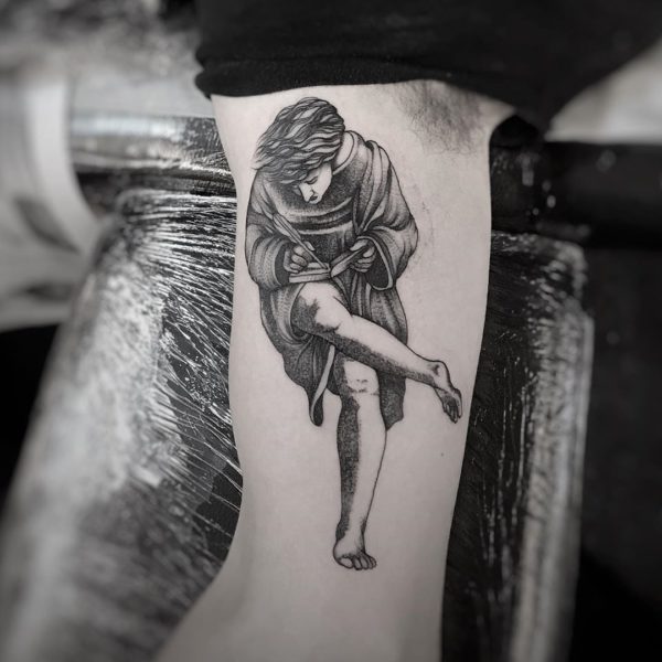 Tattoo by <a href="https://tattoolist.co/artist/harryrobbinstattoo/">Harry Robbins</a>
