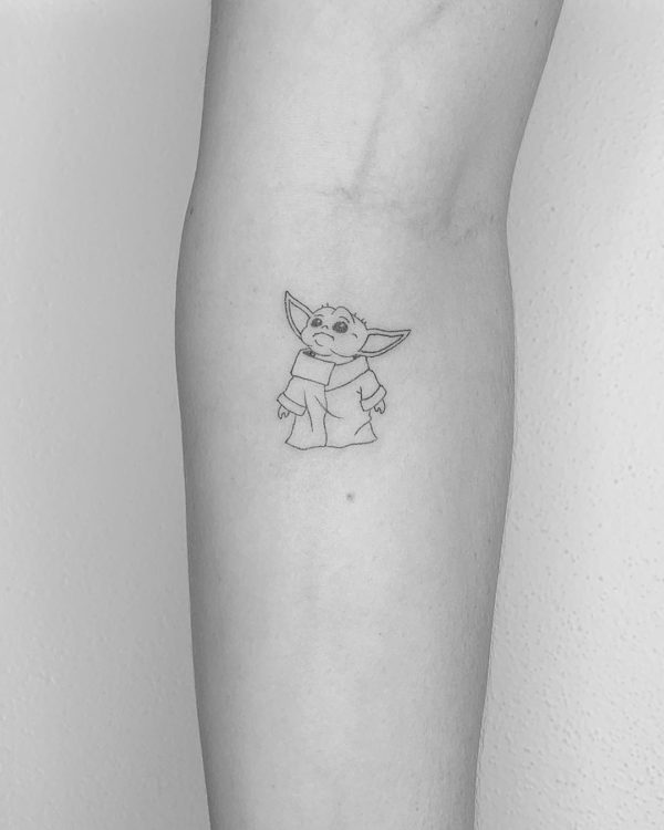 Tattoo by <a href="https://tattoolist.co/artist/cocoloberg/">Coco Loberg</a>