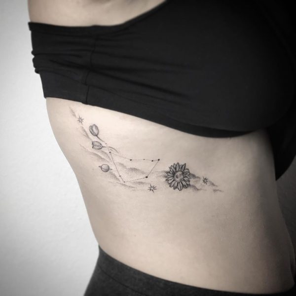 Tattoo by <a href="https://tattoolist.co/artist/barbisurmantattoo/">Babri</a>