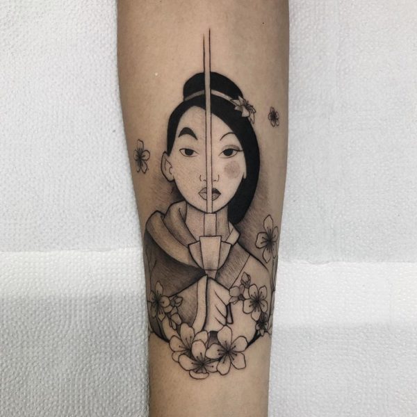 Tattoo by <a href="https://tattoolist.co/artist/marianalapas/">Mari Lapas</a>