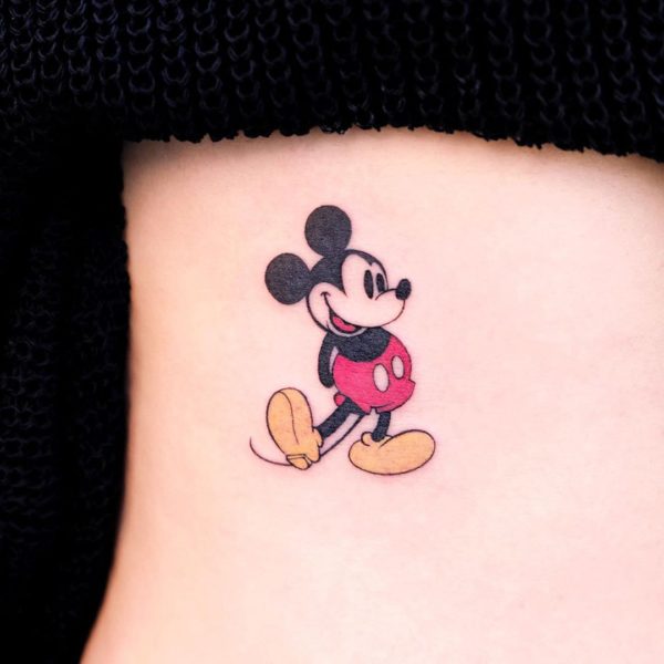 Tattoo by <a href="https://tattoolist.co/artist/siyeon_tattoo/">Siyeon tattoo</a>