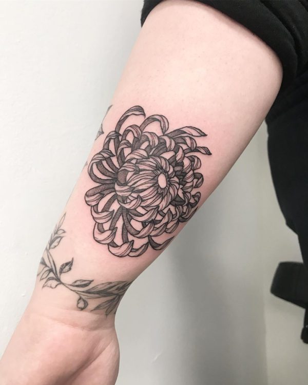 Tattoo by <a href="https://tattoolist.co/artist/nikigai_tattoo/">Nikki Reid</a>