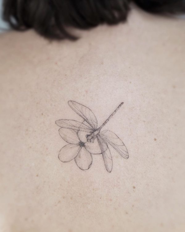 Tattoo by <a href="https://tattoolist.co/artist/bunami.ink/">Alina</a>