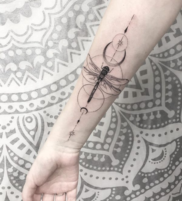 Tattoo by <a href="https://tattoolist.co/artist/brittbeale/">Britt Beale</a>