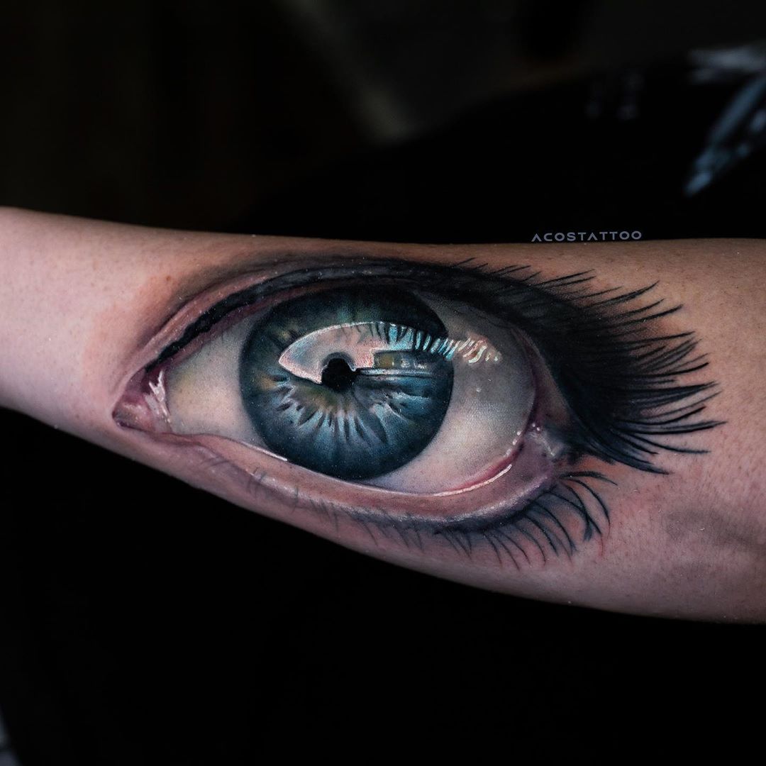 Paradise Artist Retreat : Tattoos : Realistic : eyeball tattoo on back