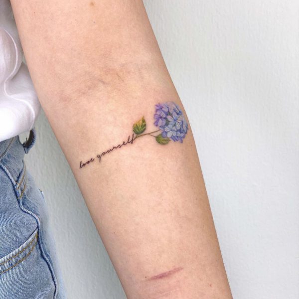 Tattoo by <a href="https://tattoolist.co/artist/thamjerene/">tangerine</a>