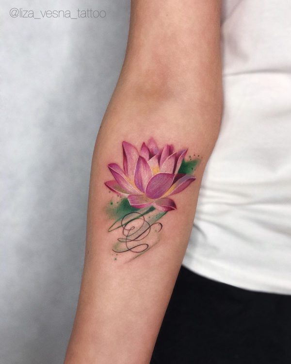 Tattoo by <a href="https://tattoolist.co/artist/liza_vesna_tattoo/">Liza Vesna</a>