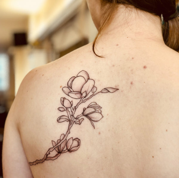 Tattoo by <a href="https://tattoolist.co/artist/liannadefleur/">Lianna</a>