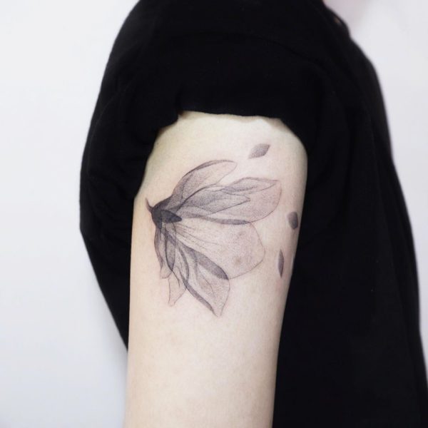 Tattoo by <a href="https://tattoolist.co/artist/poem.tattoo/">Poem</a>