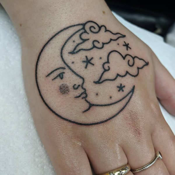 Tattoo by <a href="https://tattoolist.co/artist/rosiemaytat/">Rosie May</a>