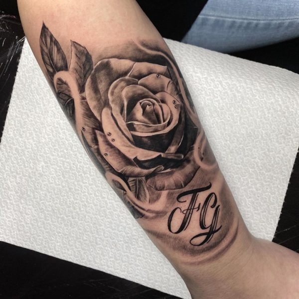 Rose Tattoos - Symbolism, Designs and Placement