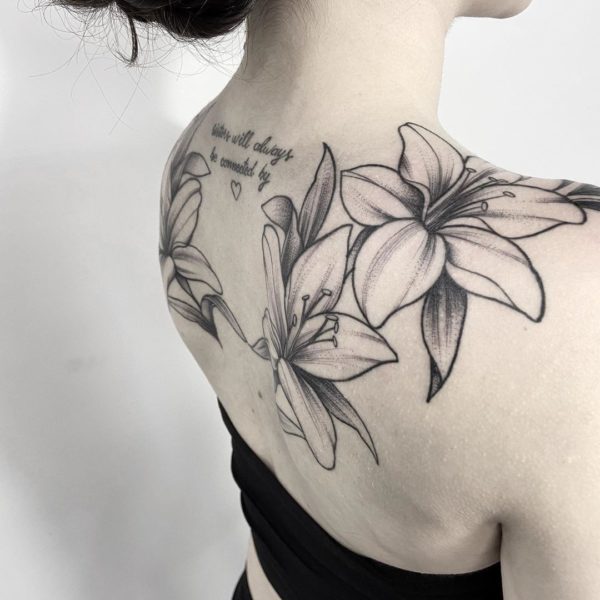 Tattoo by <a href="https://tattoolist.co/artist/vinicioslira/">Vinicios Lira</a>