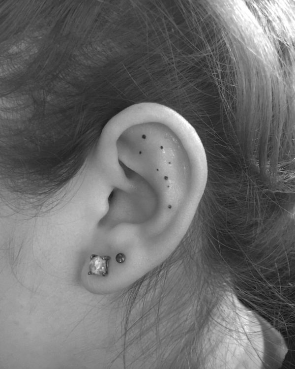 Tattoo by <a href="https://tattoolist.co/artist/silvermoontattoo/">Abbie Lou</a>