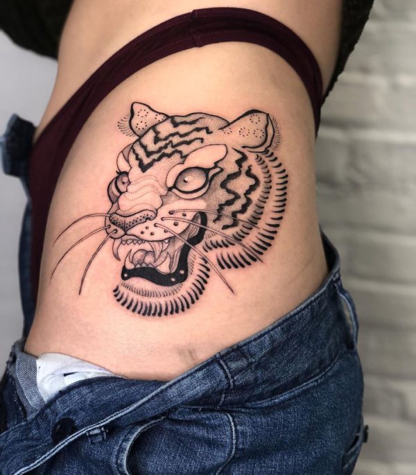 Tattoo by <a href="https://tattoolist.co/artist/anka.tattoo/">Anka Lavriv</a>