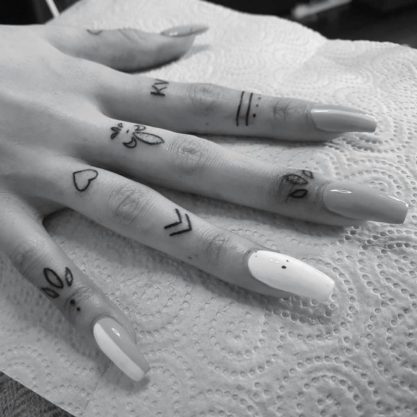 Tattoo by <a href="https://tattoolist.co/artist/lakenlondon/">lakenlondon</a>