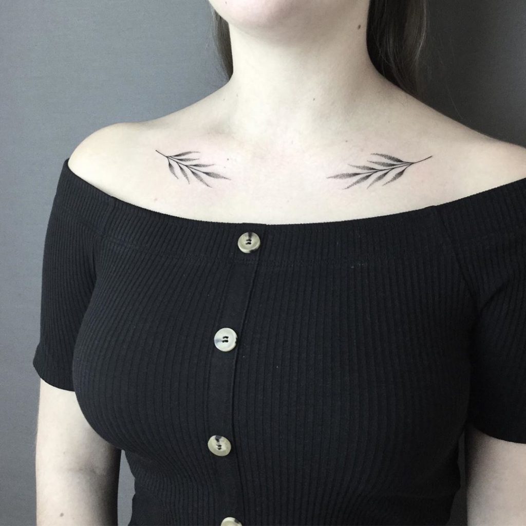 Botanical tattoo on Collarbone by Flora Napoletano